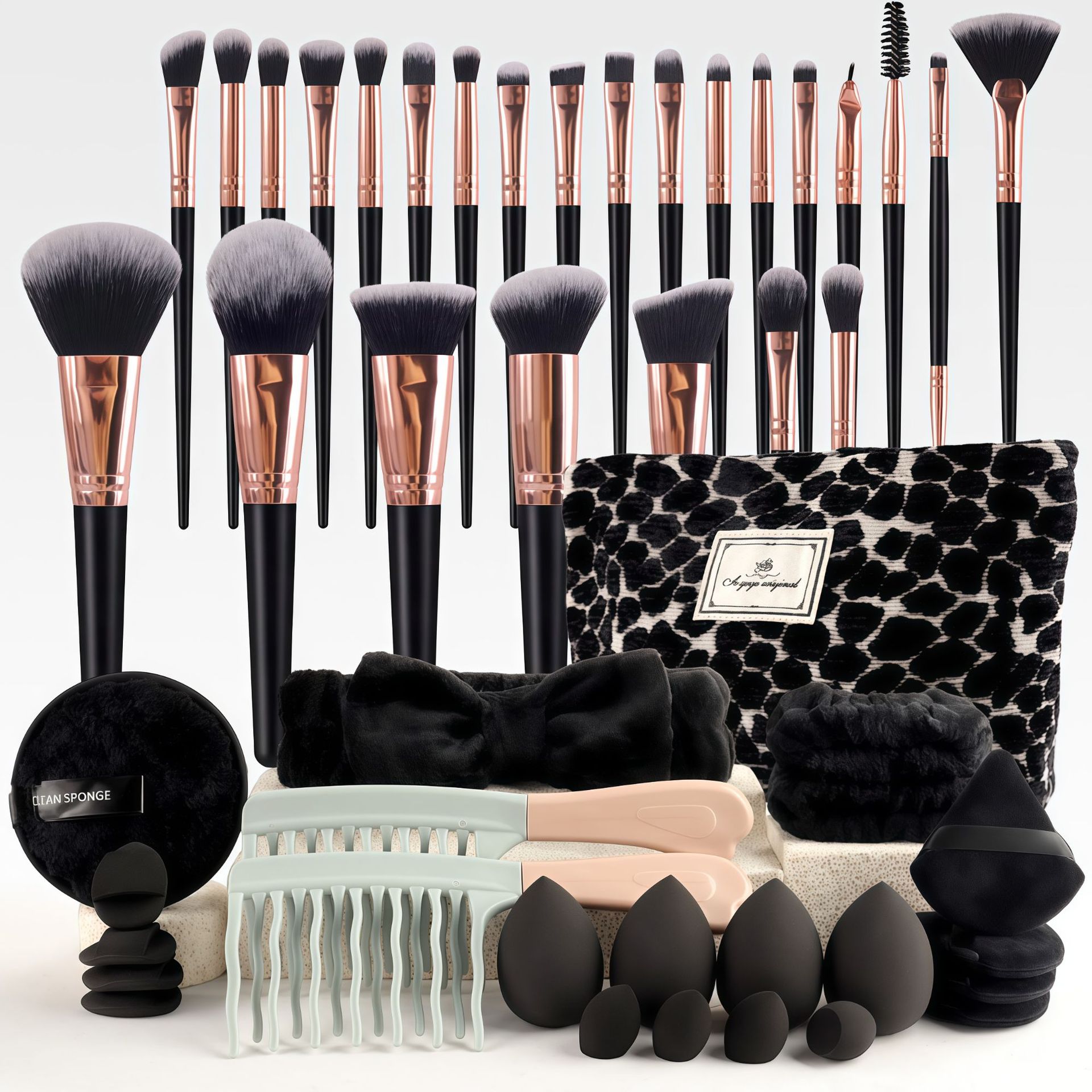 Set di Pennelli da Trucco Stil - Beauty Makeup & D Anime Studio recensione e prezzo